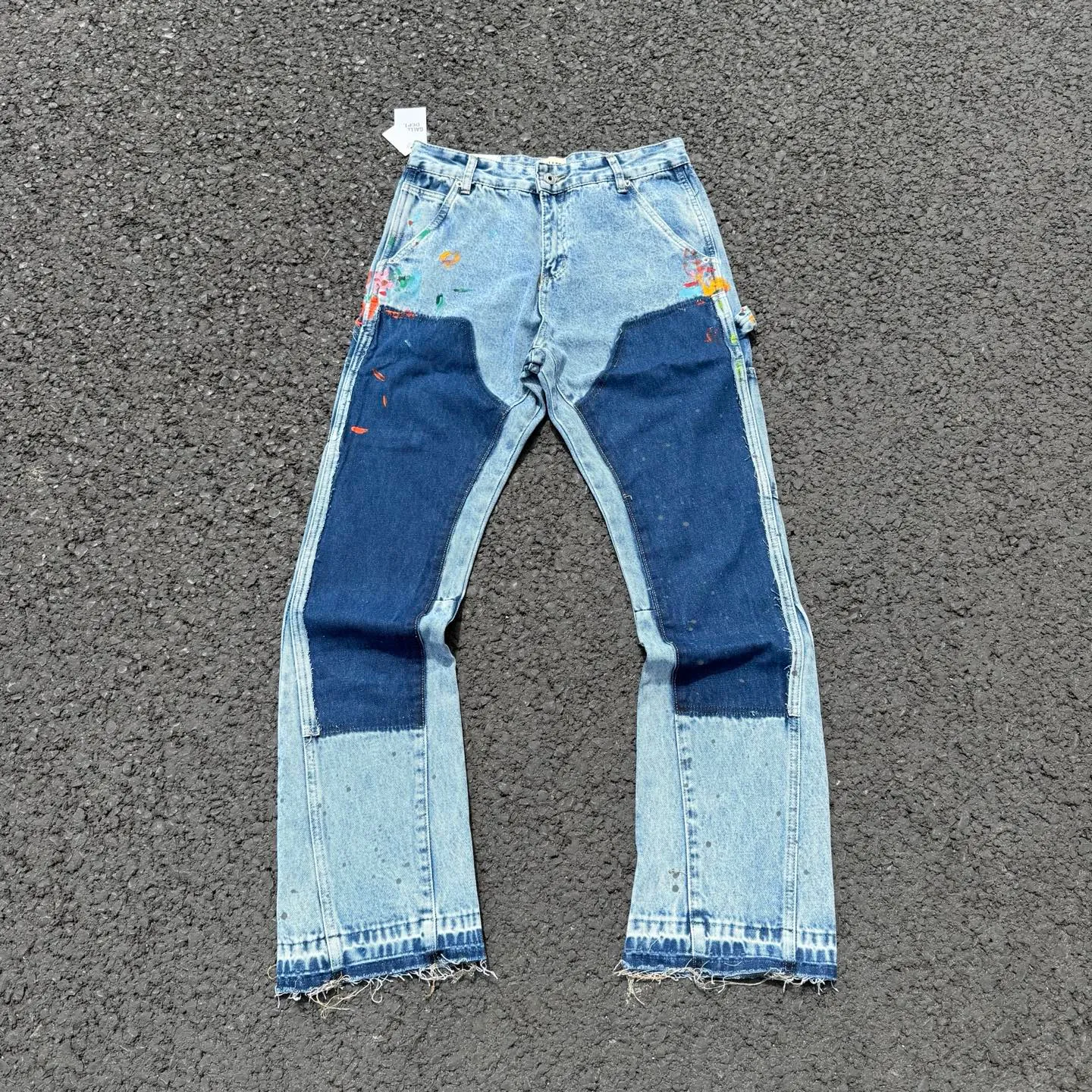 #8163 P250💰 Independent GALLERY DEPT. Vintage splicing loose washed flared jeans - truly restore the ultimate texture of Vintage - original hardware accessories washed and other elevators, QR code analysis are all purchased from the original factory, high degree of restoration, you are welcome to compare the products~ - three-dimensional version loose and comfortable without picking the body shape taller and slimmer factory Seiko original factory quality control same style for men and women can be matched with couples Versatile recommendation Necessary jeans for all seasons -Size: 28 30 32 34 36